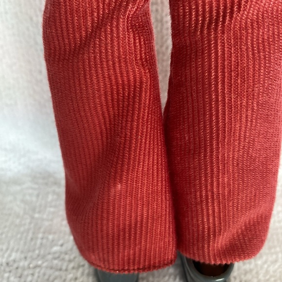 Shaggy from Scooby Doo Barbie - Picture 9 of 10